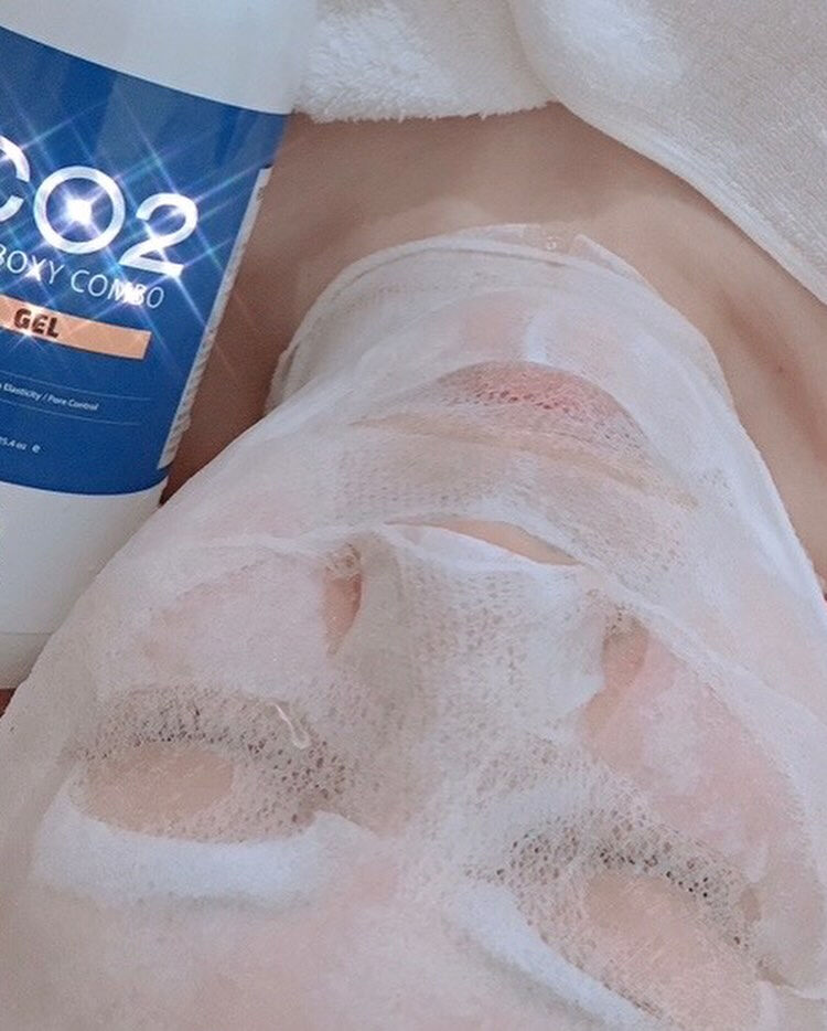 カーボキシーでくすみ解消して明るい春肌へ！